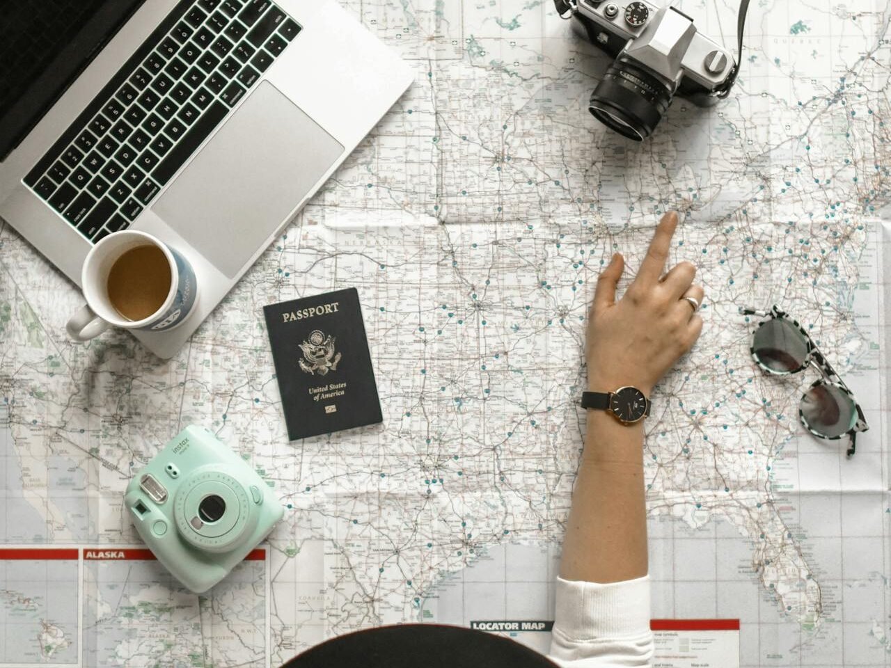 women getting ready to decide which travel companies to choose for her vacation