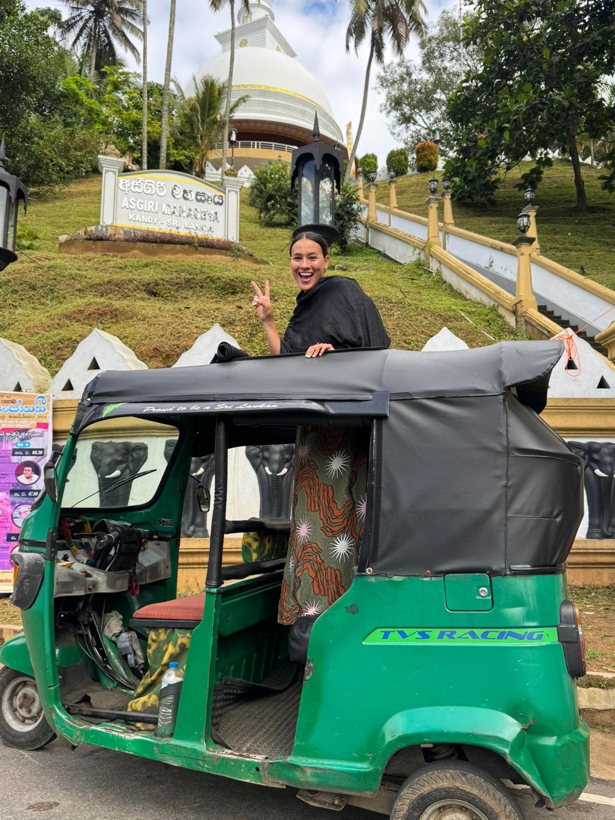 Kandy tuk tuk tour