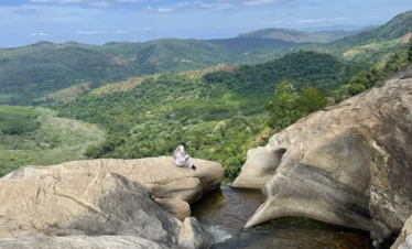 Upper Diyaluma Waterfall